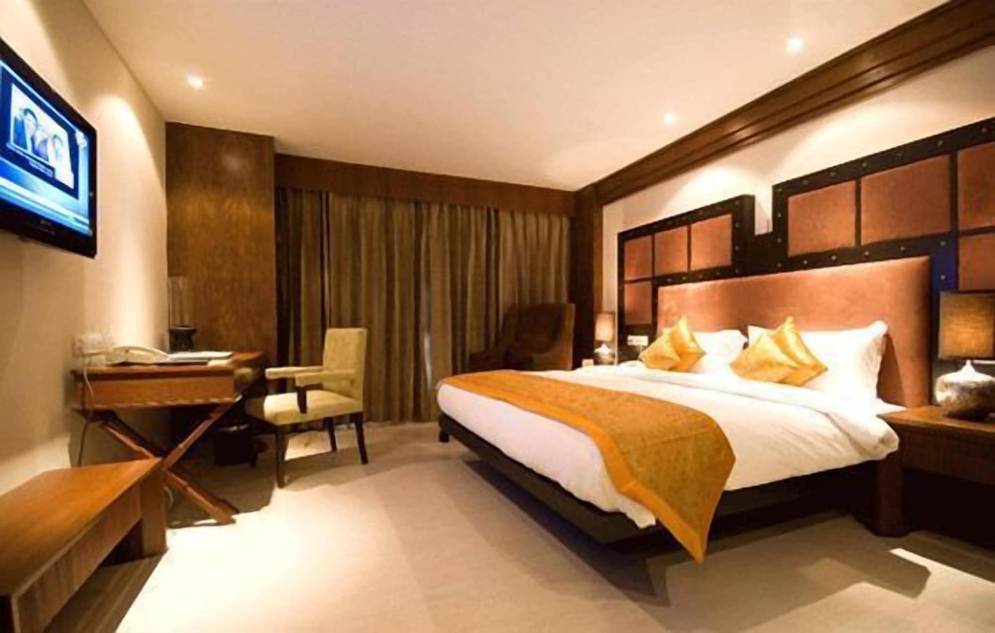 Hotel The Fern, Divisione di Jaipur Esterno foto