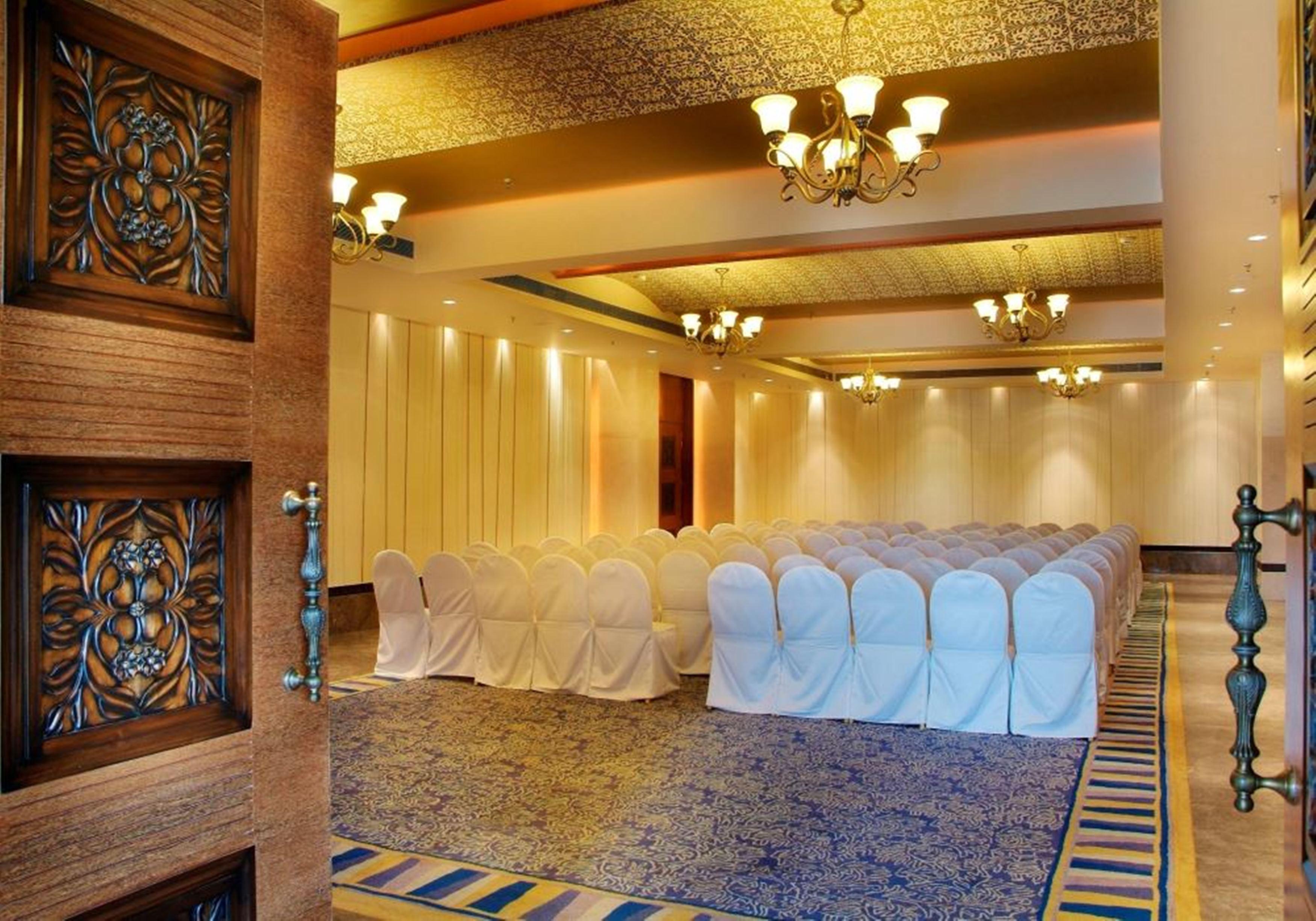 Hotel The Fern, Divisione di Jaipur Esterno foto