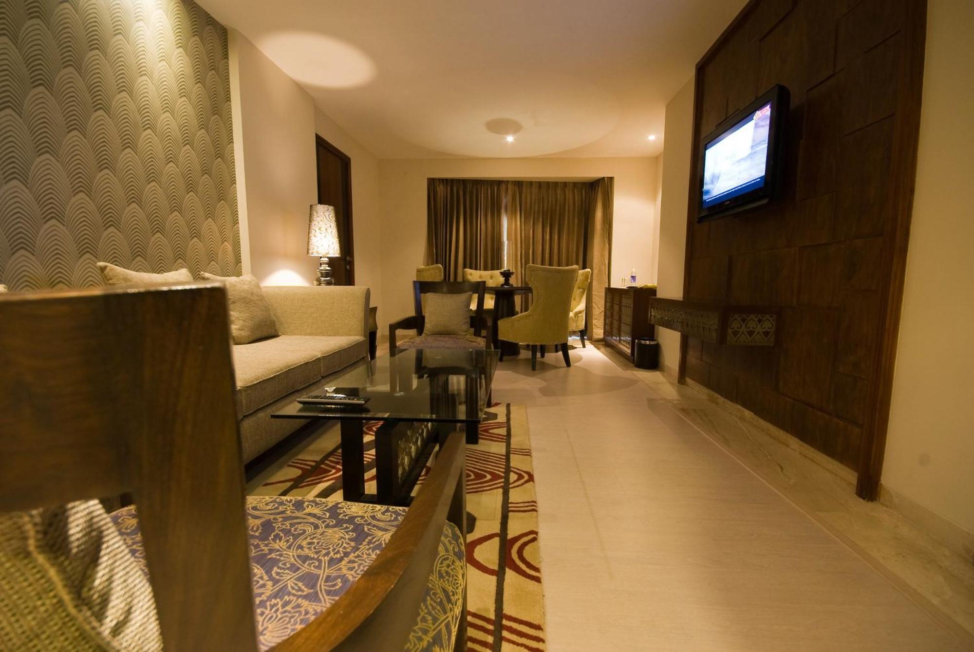 Hotel The Fern, Divisione di Jaipur Esterno foto